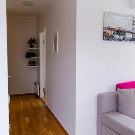Karusselli Beach Apartement * 페르누